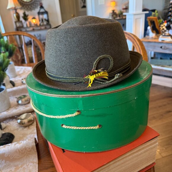 Vintage Other - Vintage 1950's Plastino Equestrian riding hat with hat box